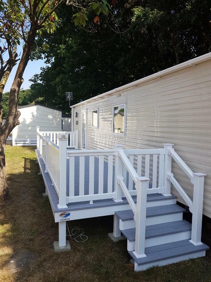 Westerley Cove Hotel Lymington Buitenkant foto